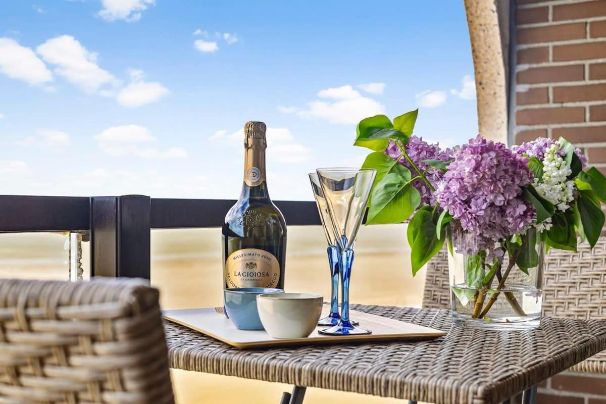 Huswell - Studio With Great Sea View On Terrace Knokke-Heist Esterno foto